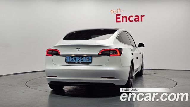 Tesla Model 3 Standard Range Plue RWD - фото 3