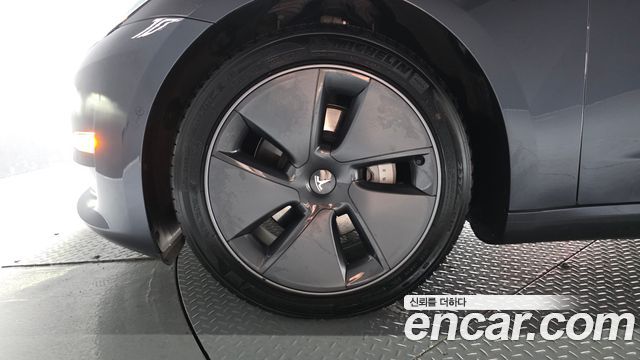 Tesla Model 3 Long Range AWD - фото 4