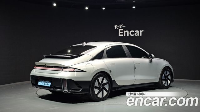 Hyundai Ioniq6 Long Range Exclusive - фото 0