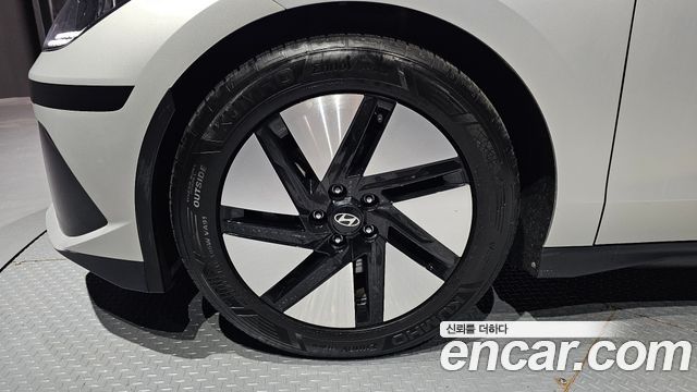 Hyundai Ioniq6 Long Range Exclusive - фото 3