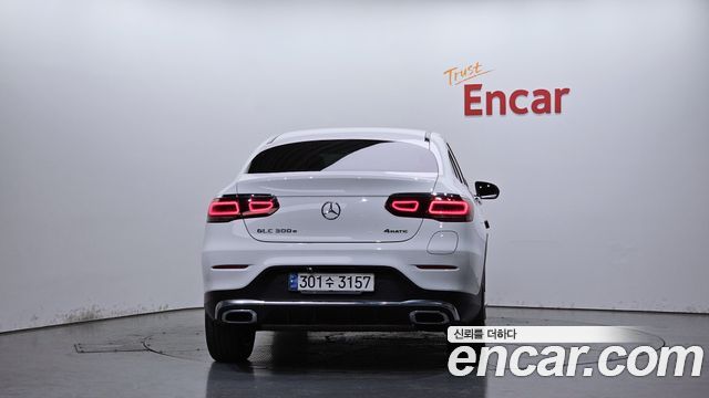 Mercedes-Benz GLC-Class X253 GLC300e 4MATIC Coupe - фото 3