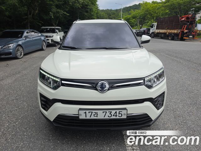 SsangYong Tivoli Diesel 1.6 2WD V5 - фото 0