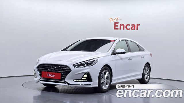 Hyundai Sonata 2.0 Modern - фото 0