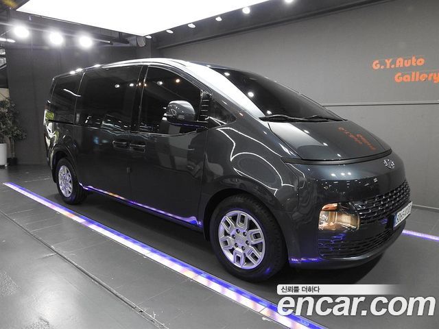 Hyundai Staria Cargo 3-Seater Modern - фото 1