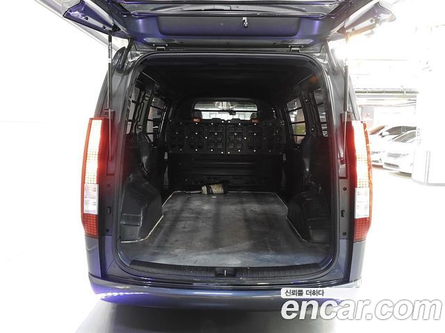 Hyundai Staria Cargo 3-Seater Modern - фото 4