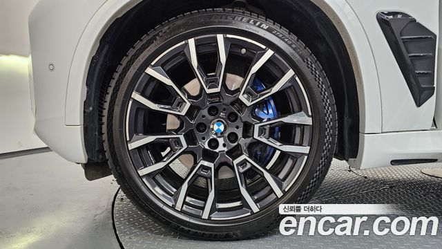 BMW X5 G05 xDrive 40i M Sport - фото 4
