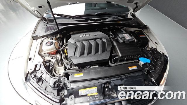 Audi A3 40 TFSI 8V - фото 4