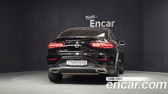 Mercedes-Benz GLC-Class X253 GLC300 4MATIC AMG Line Coupe - фото 3