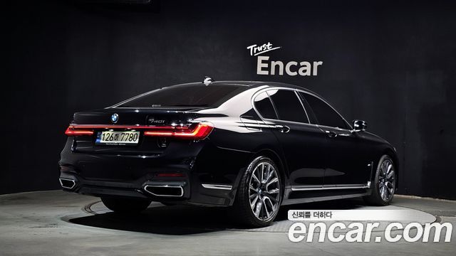BMW 7-Series G11 740i M Sport - фото 1