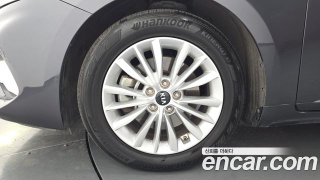 Kia K7 Premier 3.0 LPI Trendy(Rented Car) - фото 4