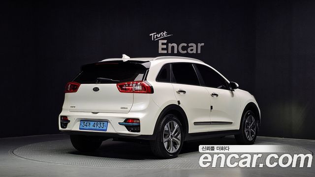 Kia Niro EV Noblesse - фото 1