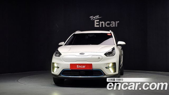 Kia Niro EV Noblesse - фото 2