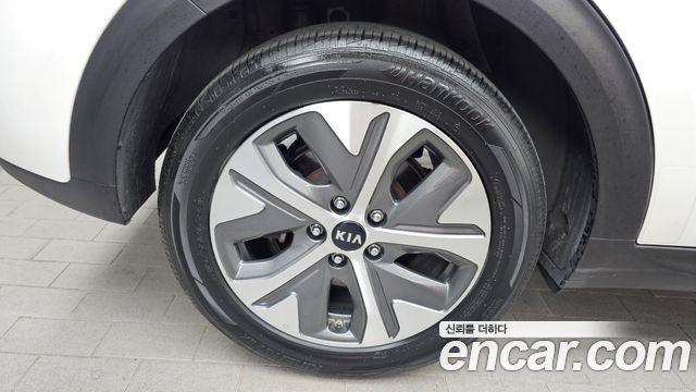 Kia Niro EV Noblesse - фото 4