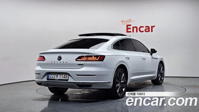 Volkswagen Arteon 2.0 TDI Presige 4Motion - фото 1