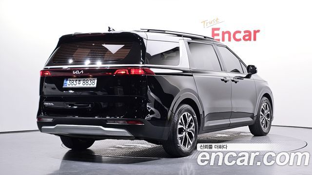 Kia Carnival 4-го поколения 9-Seater Prestige - фото 1