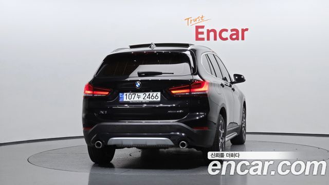 BMW X1 F48 xDrive 20i xLine - фото 3