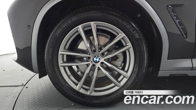 BMW X4 G02 xDrive20i M Sport X - фото 3