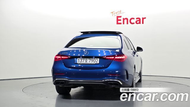 Mercedes-Benz C-Class W206 C300 AMG Line - фото 3