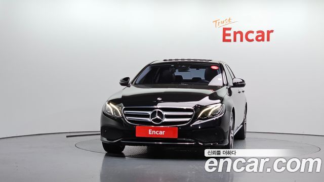 Mercedes-Benz E-Class W213 E300 Avantgarde - фото 2