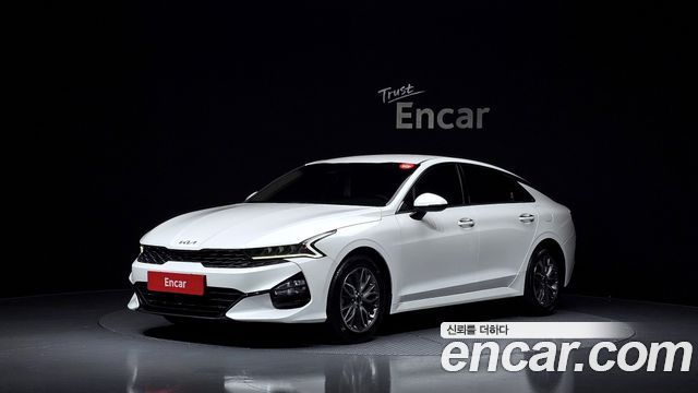 Kia K5 3-го поколения 2.0 LPI(Renter car) Trandy - фото 0