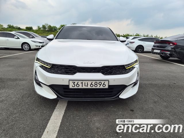 Kia K5 3-го поколения 2.0 Prestige - фото 0