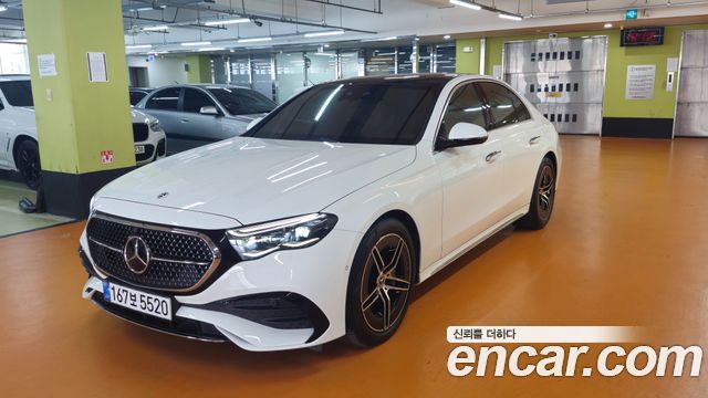 Mercedes-Benz E-Class W214 E300 4MATIC AMG Line - фото 0