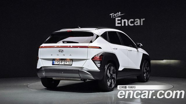 Hyundai Kona SX2 Gasoline 1.6 Turbo 2WD Inspiration - фото 1