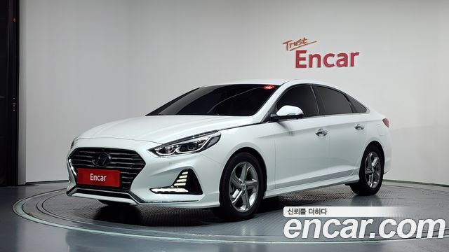 Hyundai Sonata 2.0 Modern - фото 0