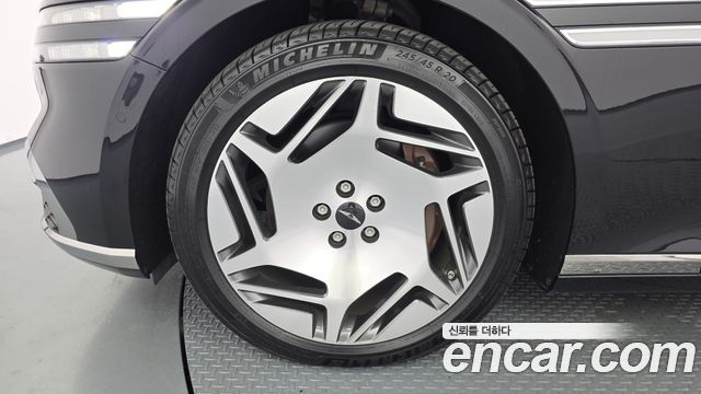 Genesis G90 RS4 Gasoline 3.5 Turbo e-S/C AWD LWB - фото 3