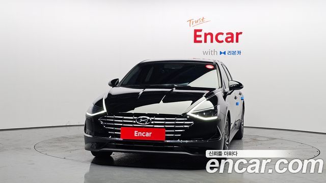 Hyundai Sonata DN8, гибрид Premium Family - фото 2