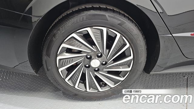 Hyundai Sonata DN8, гибрид Premium Family - фото 4
