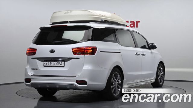 Kia Carnival Новый 9-Seater Noblesse Special - фото 1