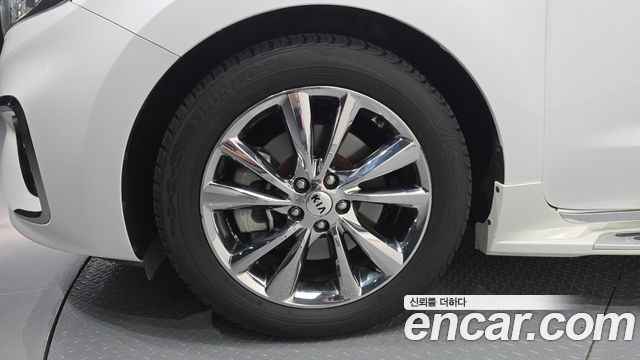 Kia Carnival Новый 9-Seater Noblesse Special - фото 4