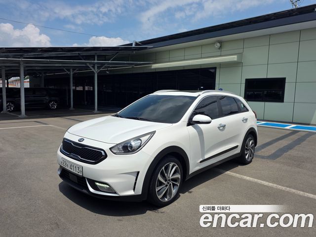 Kia Niro Prestige - фото 0