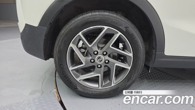 SsangYong Tivoli Gasoline 1.5 2WD V3 - фото 4