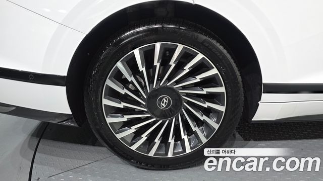 Hyundai Grandeur GN7 2,5 Gasoline 2WD Calligraphy - фото 4