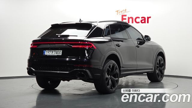 Audi RSQ8 4.0 TFSI Quattro - фото 1