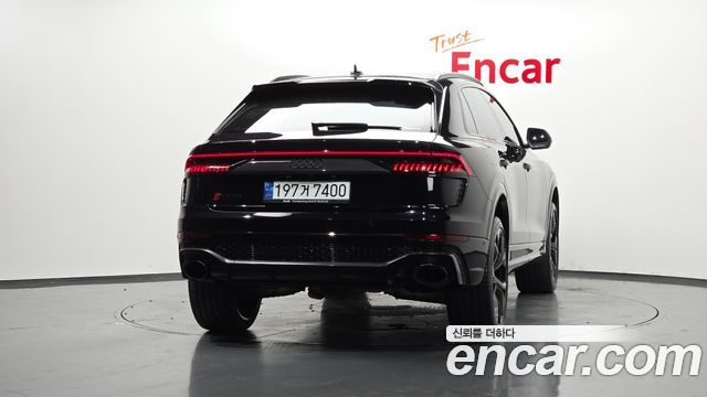 Audi RSQ8 4.0 TFSI Quattro - фото 3