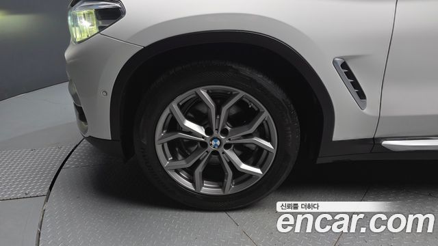 BMW X3 G01 xDrive 20d - фото 4