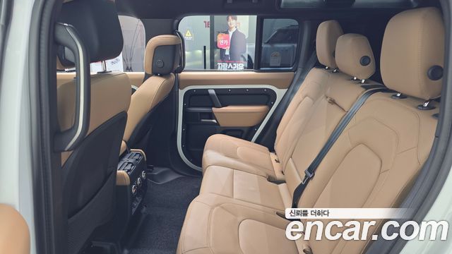 Land Rover Defender L663 110 D300 X-Dynamic HSE - фото 3