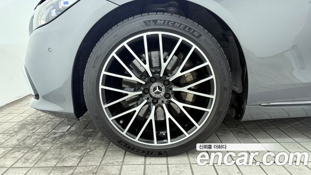 Mercedes-Benz S-Class W223 S580L 4MATIC - фото 4