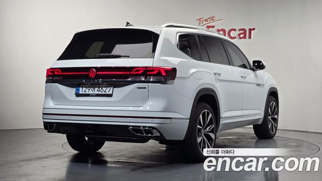 Volkswagen Atlas 2.0 TSI R-LINE 7-Seater - фото 1