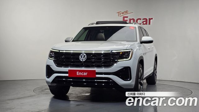 Volkswagen Atlas 2.0 TSI R-LINE 7-Seater - фото 2