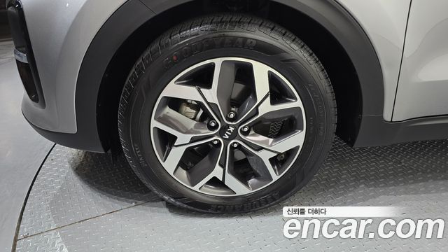 Kia Sportage Diesel 2.0 2WD Prestige - фото 4