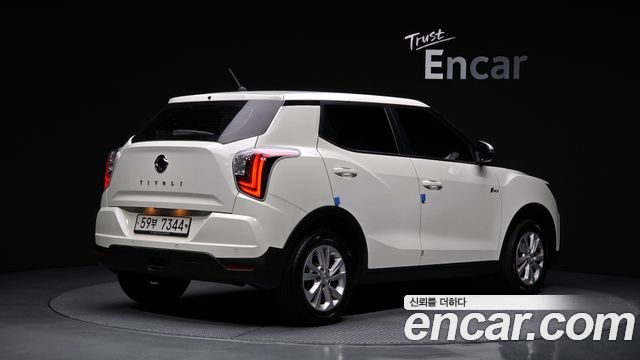 SsangYong Tivoli Gasoline 1.5 2WD V1 - фото 1