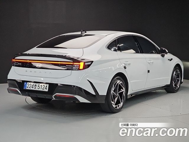 Hyundai Sonata DN8 2.0 Exclusive - фото 3