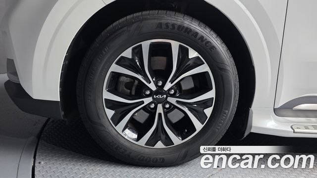 Kia Carnival 4-го поколения 9-Seater Noblesse - фото 4