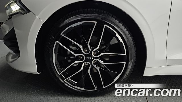 Kia K5 3-го поколения 1.6 Turbo Noblesse - фото 4