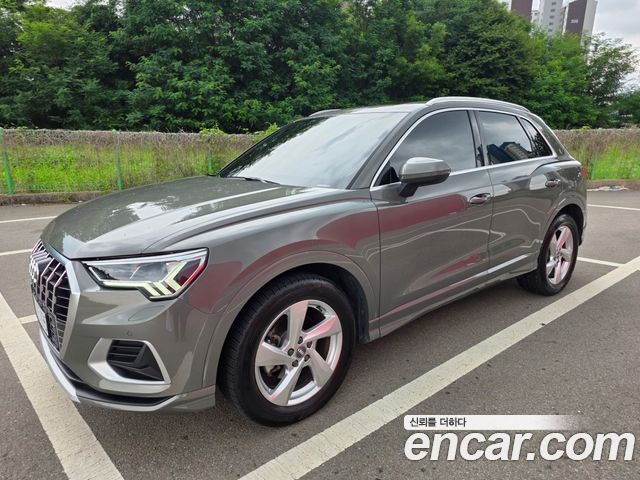 Audi Q3 F3 35 TDI Premium - фото 0