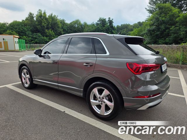 Audi Q3 F3 35 TDI Premium - фото 1